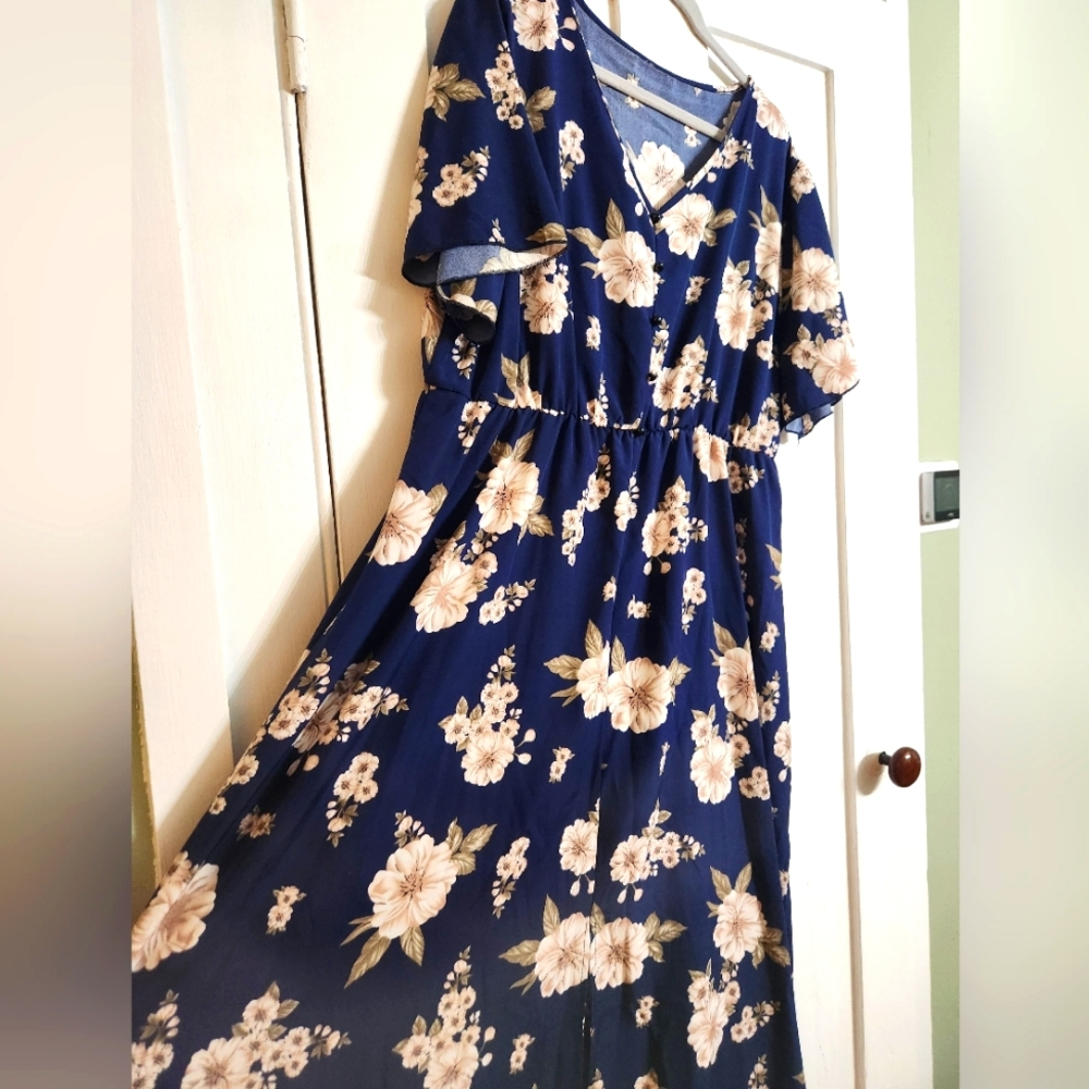 NWOT Navy Shein Dress 4x fits 1x-2x
